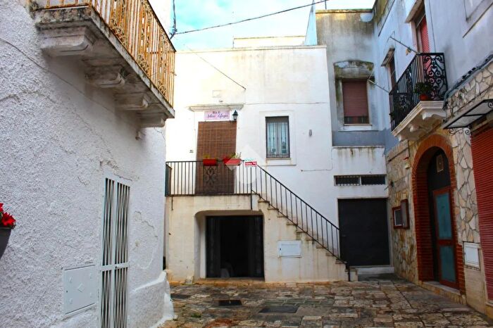 Appartamento con 6 locali in vendita in Via Capitano Algimiro Lanzilotti, Carovigno