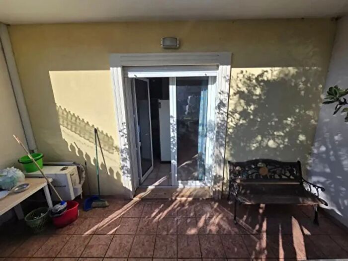 Appartamento trilocale in vendita in Via Dante Alighieri, Lizzanello