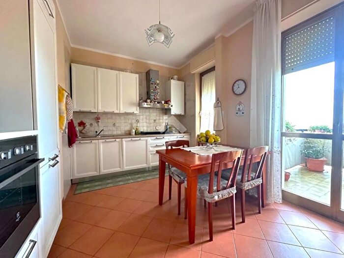 Appartamento trilocale in vendita in Viale Checchia Rispoli, San Severo