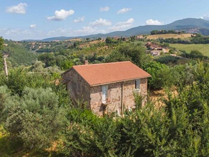 Casa in vendita in Montebuono