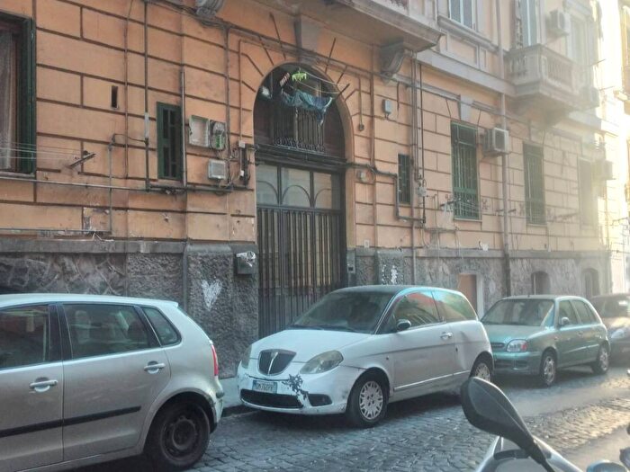 Appartamento bilocale in affitto in Via della Veterinaria, San Carlo All'Arena, Napoli