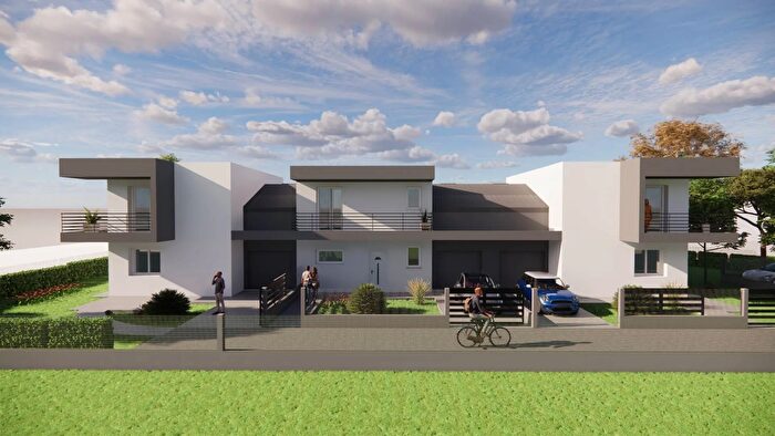 Case in Vendita e in Affitto - 2