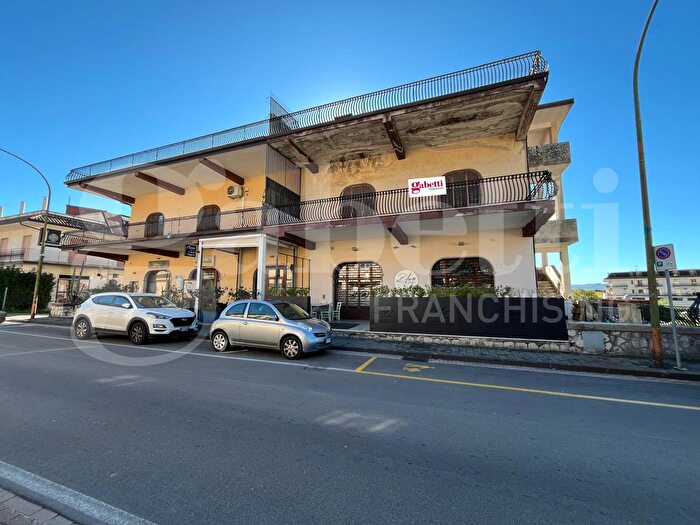 Appartamento con 6 locali in vendita in Via Ponte SantAntonio Snc, Piedimonte Matese