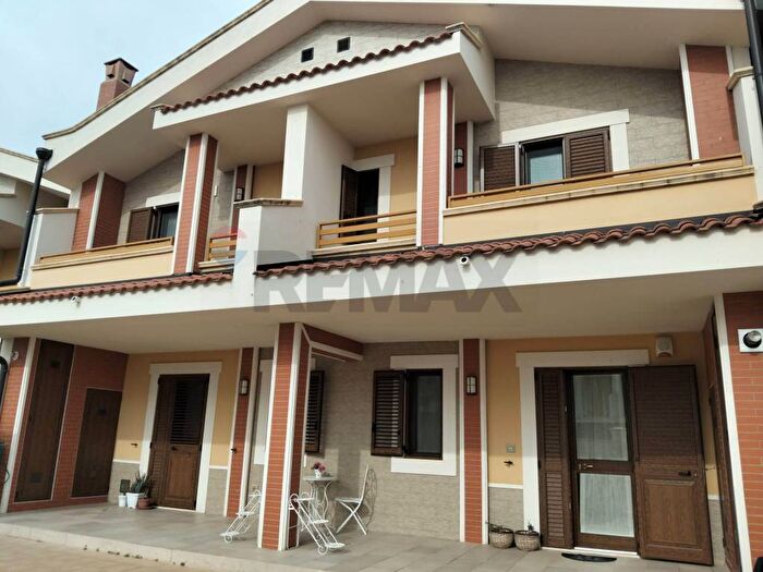 Casa con 5 locali in affitto in SS, Manfredonia