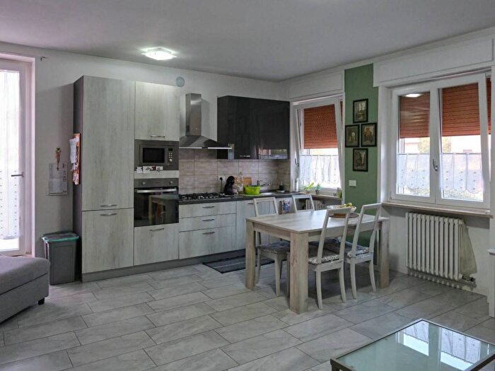 Casa quadrilocale in vendita in Via Monte Ortigara, Marchesino Bovo, Buttapietra
