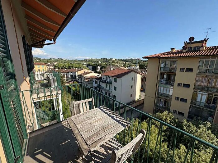 Appartamento quadrilocale in vendita in Firenze