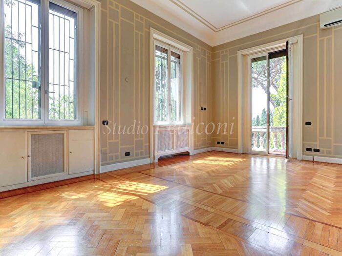 Appartamento con 6 locali in affitto in Via Ulisse Aldrovandi, Parioli, Roma