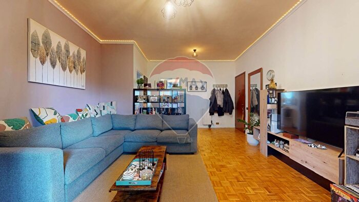 Appartamento trilocale in vendita in Via Veneto, Peschiera Borromeo