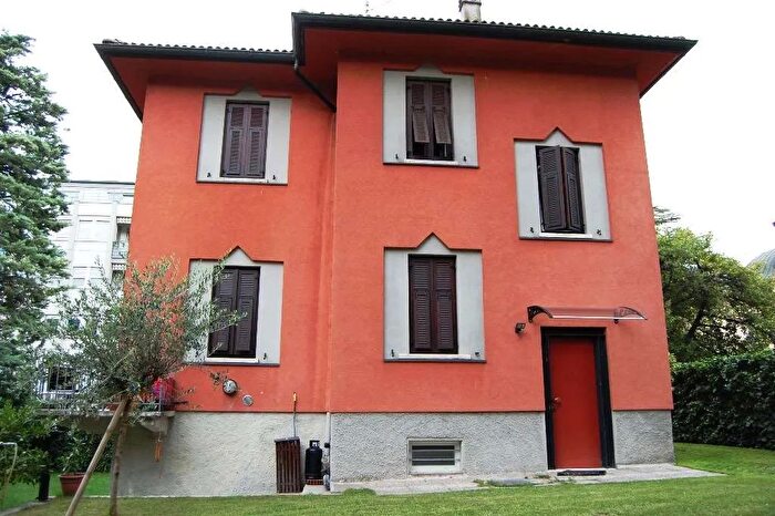 Case in Vendita e in Affitto - 2