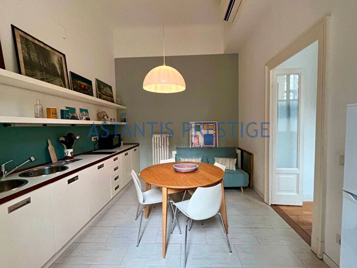 Appartamento bilocale in affitto in Via Giacomo Leopardi, Vincenzo Monti, Milano