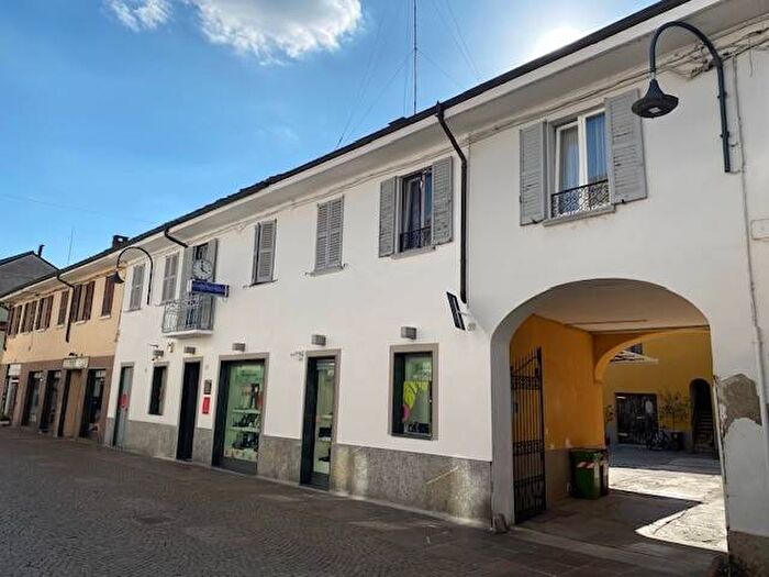 Appartamento bilocale in affitto in Via Camillo Benso di Cavour, Gorgonzola
