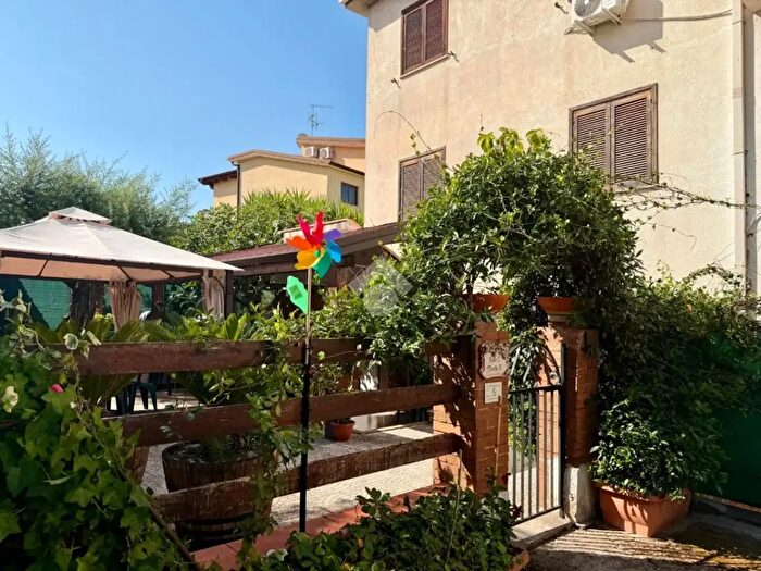 Appartamento quadrilocale in vendita in Localita ' Pontescuro Cirella, Diamante