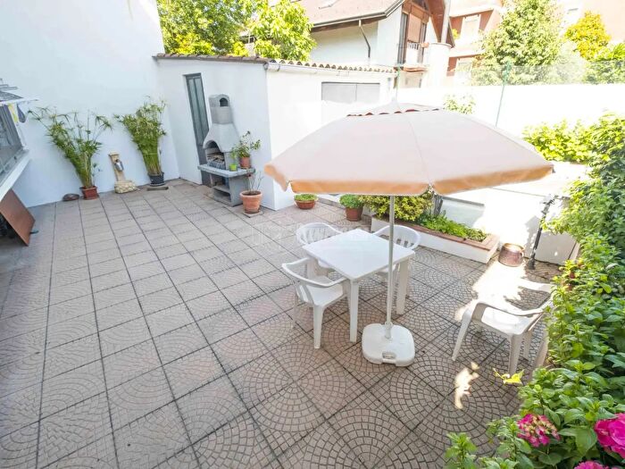 Casa con 5 locali in vendita in Vercelli