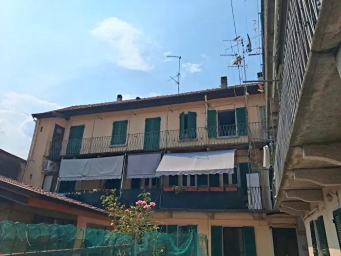 Appartamento trilocale in vendita in Via Carnaro, Omegna