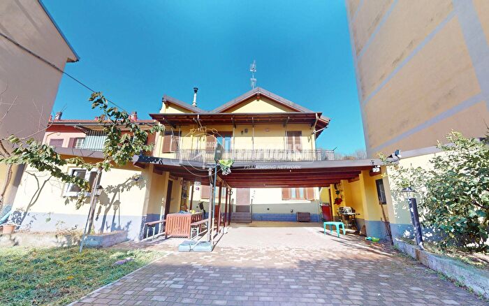 Casa trilocale in vendita in Dante, Cinisello Balsamo