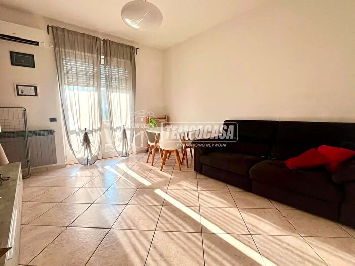 Appartamento bilocale in vendita in Via Papa Giovanni XXIII, Buscate