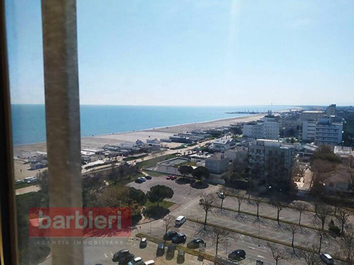 Appartamento trilocale in affitto in Viale Forlì, Milano Marittima, Cervia