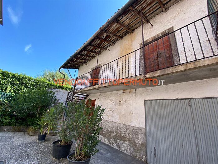 Casa trilocale in vendita in Via Fosse, Grumello Del Monte