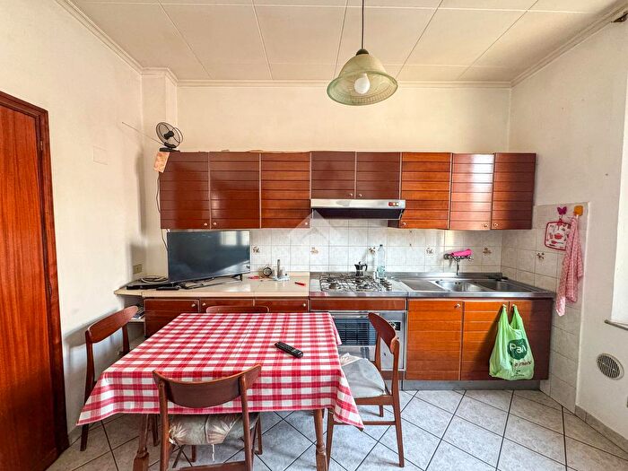 Appartamento quadrilocale in vendita in Piazza Trento, Pontedera