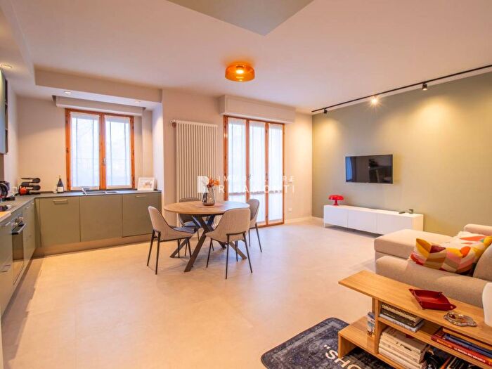 Appartamento bilocale in affitto in Via Strecciola, Malgrate