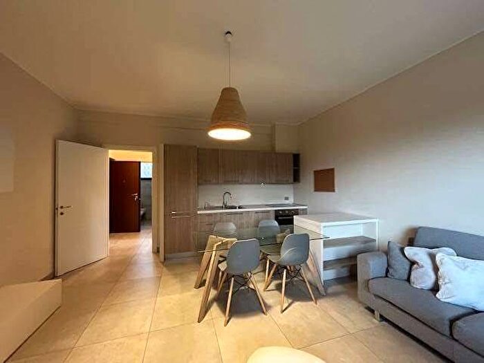 Appartamento bilocale in affitto in VIA ROSSI, Barasso