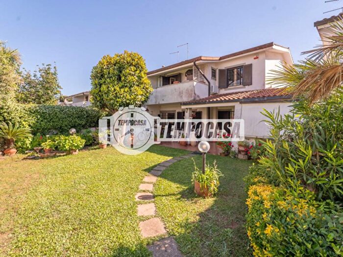 Casa quadrilocale in affitto in Via Torre Flavia, Cerenova, Cerveteri