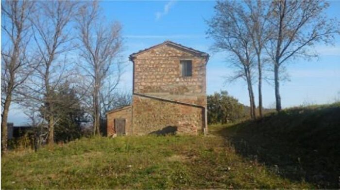 Casa con 5 locali in vendita in Piana, Cupramontana
