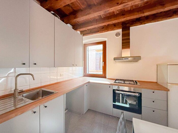 Appartamento bilocale in affitto in Veronetta, Verona