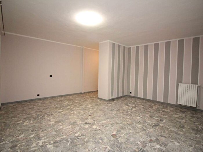 Appartamento bilocale in affitto in Corso Libertà, Centro, Vercelli