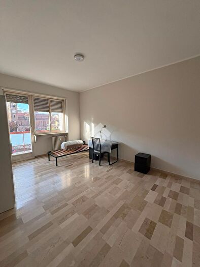 Appartamento quadrilocale in affitto in Via Malta, Torino