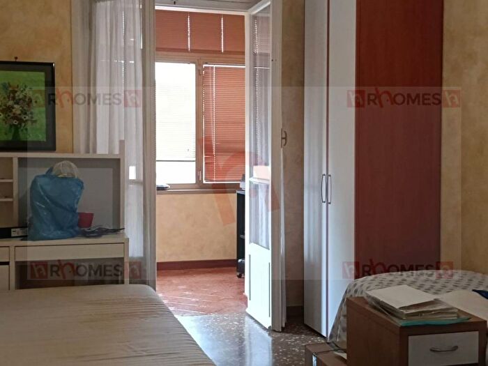 Appartamento trilocale in affitto in Piazza Adele Zoagli Mameli, San Paolo, Roma