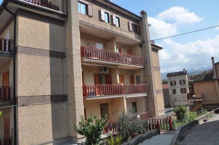 Appartamento con 5 locali in vendita in Via Frentana, Palena