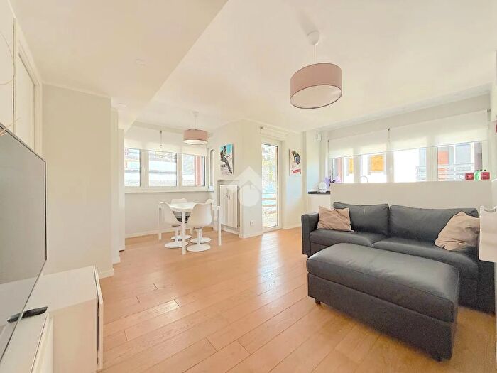 Appartamento trilocale in vendita in Via Pinerolo, Sestriere