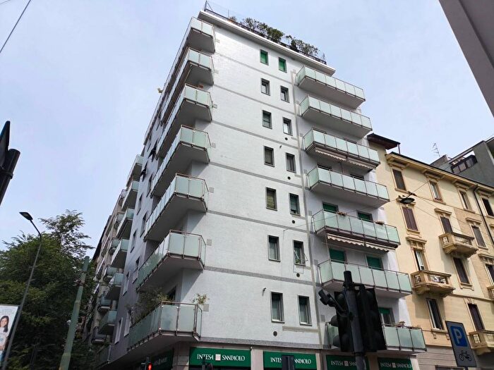 Appartamento bilocale in affitto in Via Lomellina, Argonne Corsica, Milano