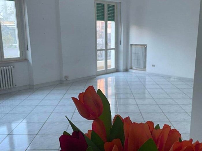 Appartamento trilocale in affitto in Via Giosuè Carducci, Piazza Salotto Corso Umberto, Pescara