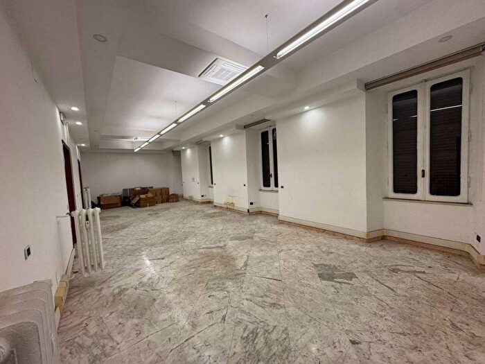 Appartamento con 6 locali in affitto in Viale dellUniversità, Policlinico, Roma