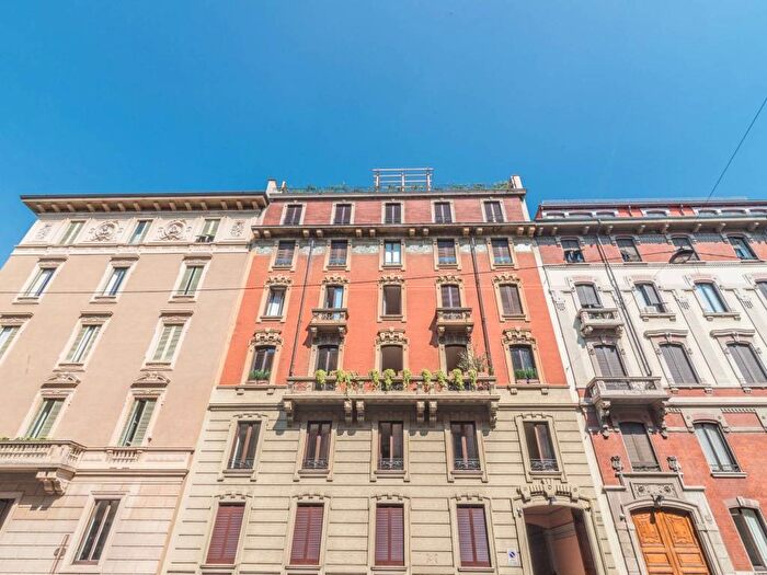 Appartamento con 5 locali in affitto in Piazza Santa Maria delle Grazie, Vincenzo Monti, Milano
