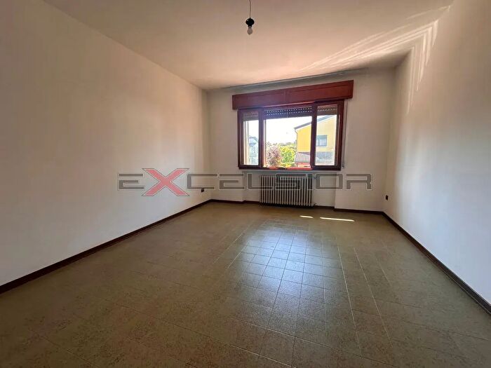 Appartamento trilocale in vendita in Corso Giuseppe Mazzini, Adria