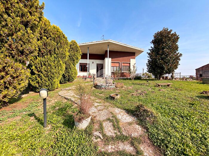 Casa con 5 locali in vendita in Via Maria Sambo, Terrazzo