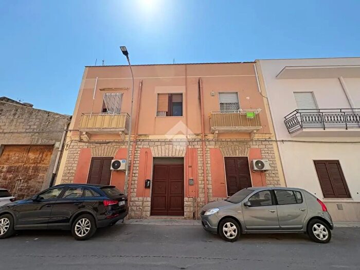 Appartamento trilocale in vendita in Via Erice, Trapani