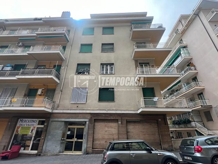 Appartamento quadrilocale in vendita in Via Martiri della Libertà, Sanremo