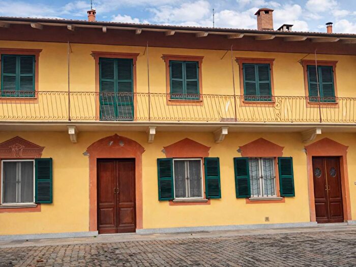 Casa quadrilocale in affitto in Via Matteotti, Centro, Caraglio