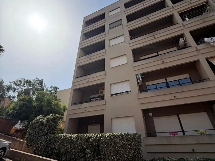Appartamento quadrilocale in vendita in Via Prizzi, Erice