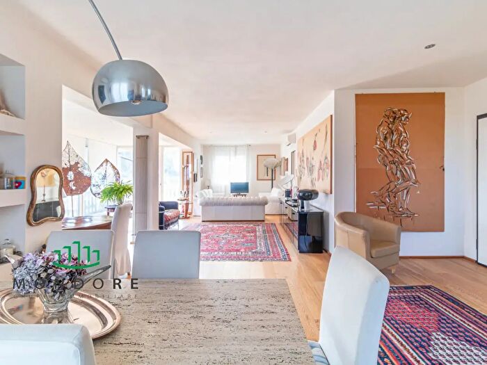 Appartamento con 5 locali in vendita in Via San Donato, Granarolo DellEmilia