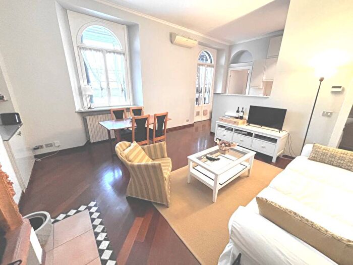 Appartamento bilocale in affitto in Via Ambrogio da Fossano Bergognone, Solari, Milano