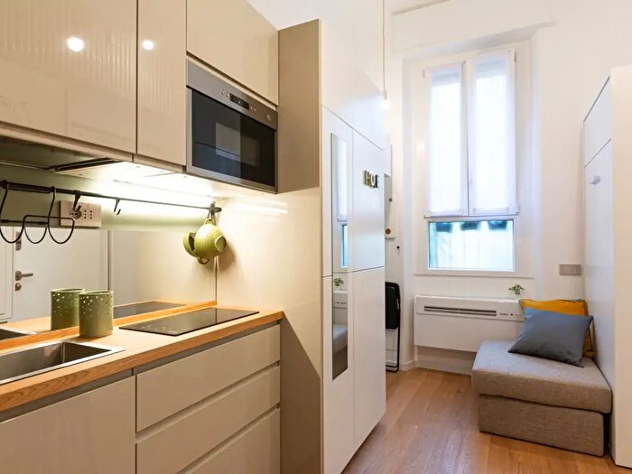 Appartamento monolocale in affitto in Viale Romagna, Milano
