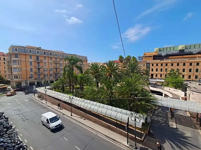 Appartamento quadrilocale in vendita in Sanremo