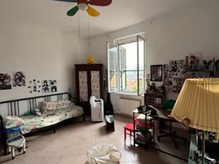 Appartamento trilocale in vendita in Salita Campasso di San Nicola, Genova