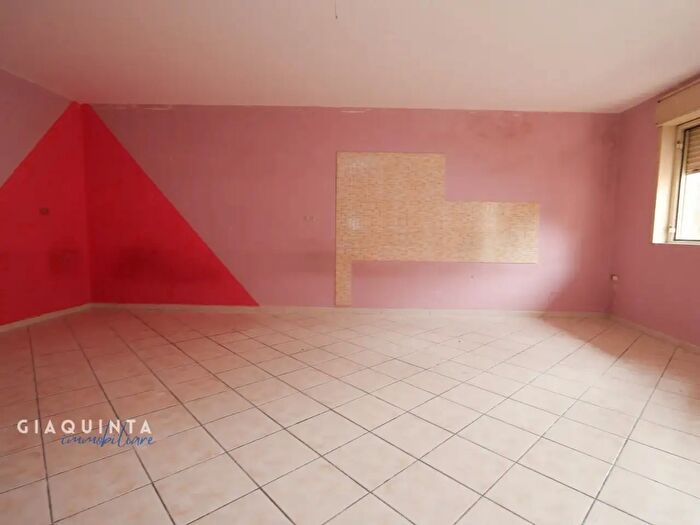 Casa in vendita in Via Bergamo N, Palagonia