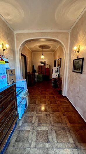 Appartamento con 7 locali in vendita in Montemurlo